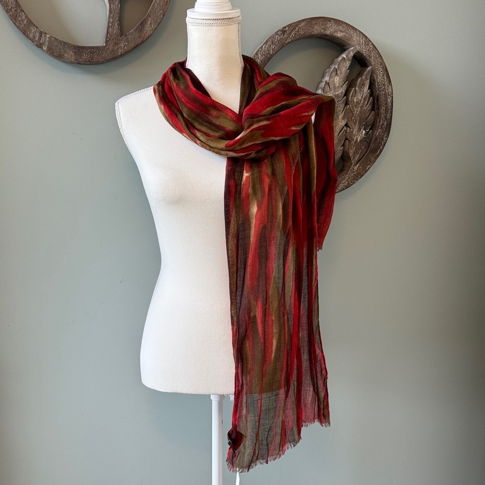 Eileen Fisher Red and Green Scarf in Beautiful Condition
